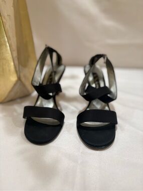 Nina Black Strappy Elastic Heel Sandals